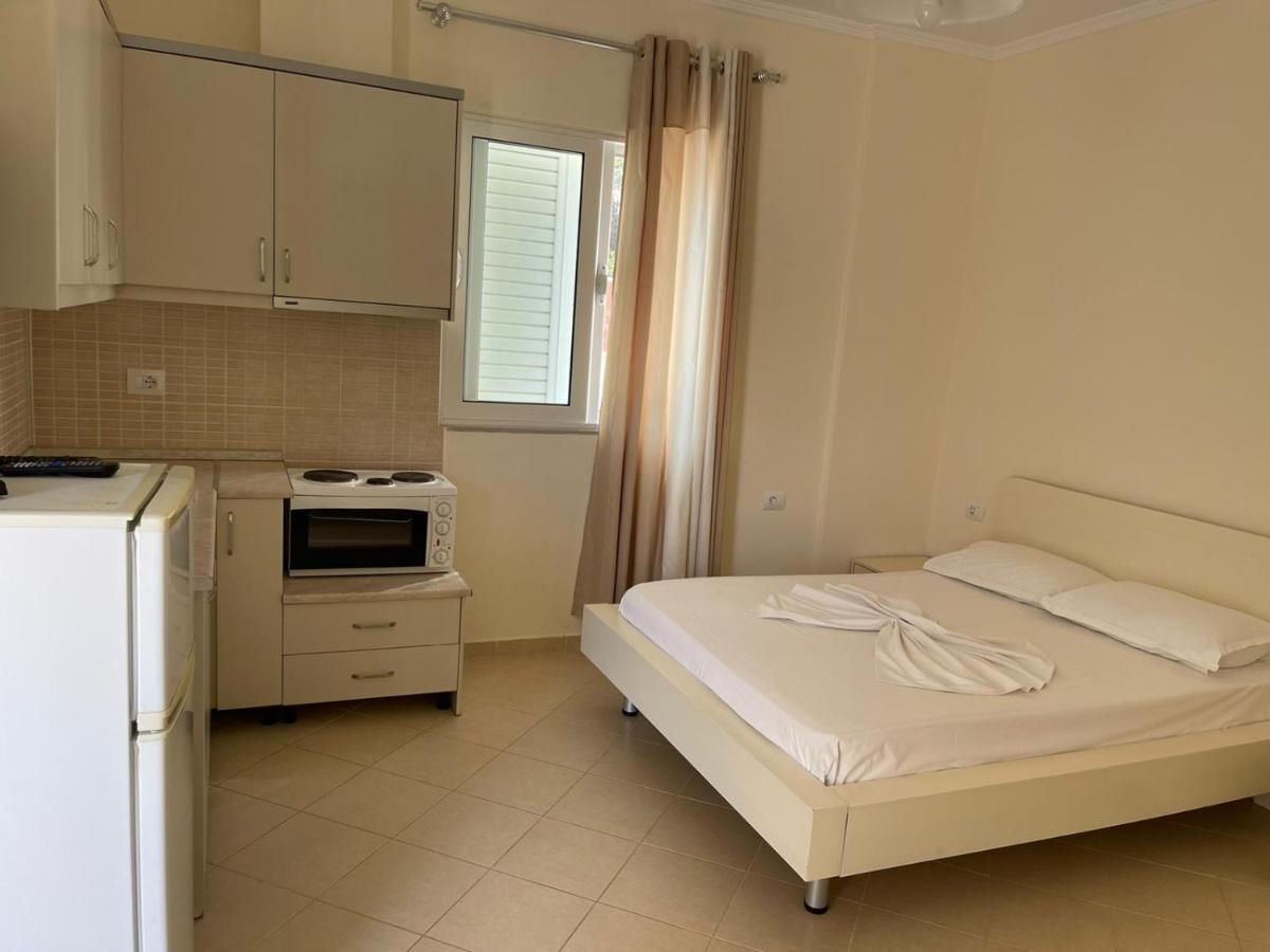 Sunset Apartments Berdenesh ساراندا المظهر الخارجي الصورة