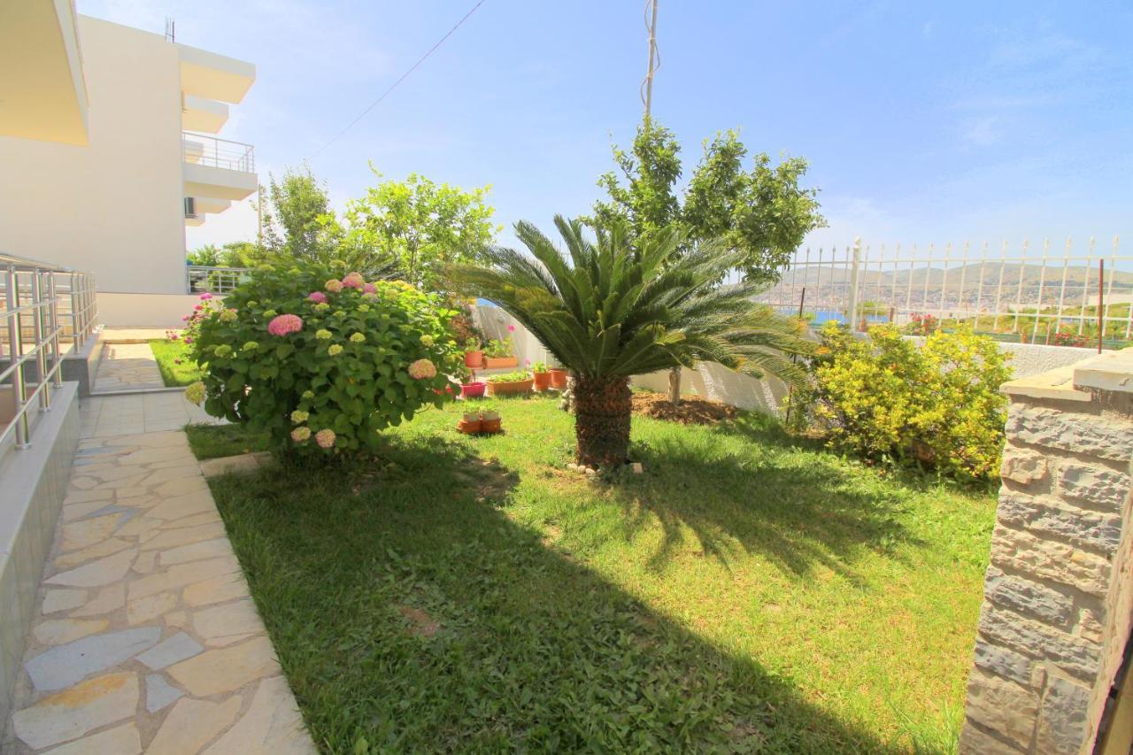 Sunset Apartments Berdenesh ساراندا المظهر الخارجي الصورة