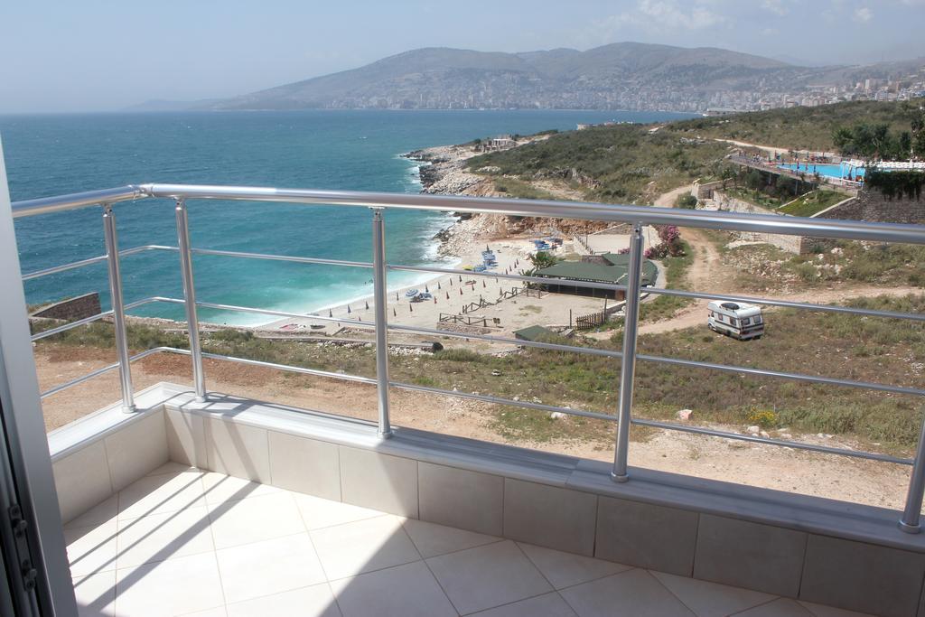 Sunset Apartments Berdenesh ساراندا المظهر الخارجي الصورة